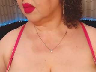 yourbustykatty webcam model stream image