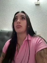 Hannahoff webcam model stream image