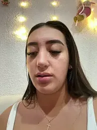 Hannahoff webcam model stream image