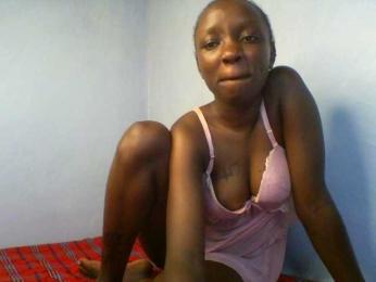 Evee webcam bongacams model stream image
