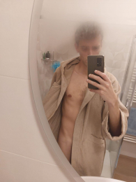 Tom_ita1 webcam model stream image