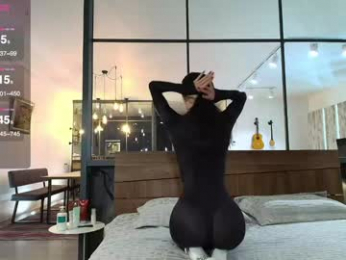 milla_jo webcam model stream image