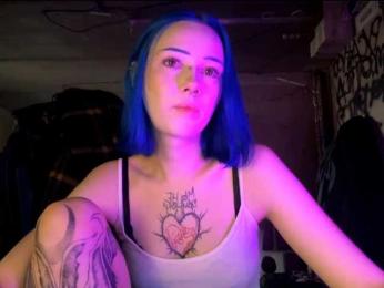 AnnieTouch webcam model stream image