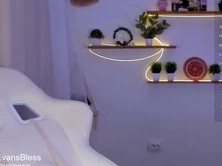 cassieyoung webcam model stream image