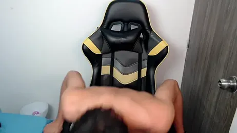 Alejandro_salvaje webcam model stream image