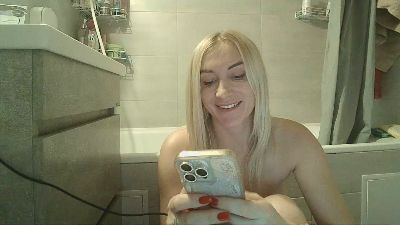 MarryEmm webcam model stream image