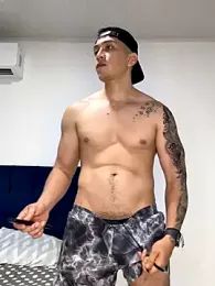 blackbullger_ webcam model stream image