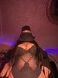 Queentaraf999 webcam stripchat model stream image