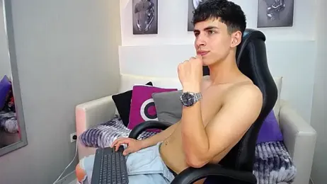 AdrianRinaldi webcam model stream image