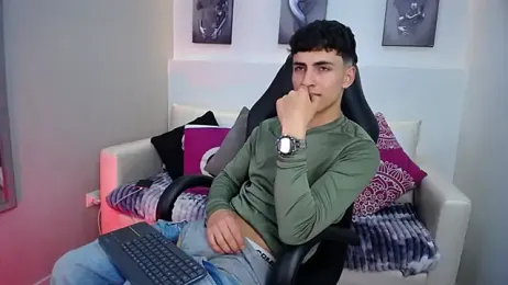 AdrianRinaldi webcam model stream image