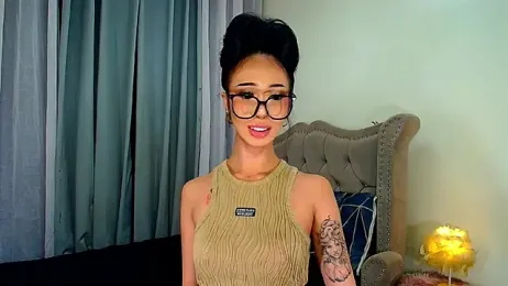 UrMassiveCockSabrinaOnTop webcam model stream image