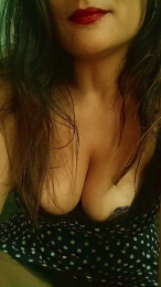 Cpljovial webcam model stream image