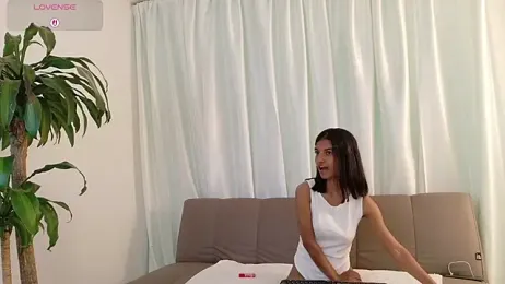 YuliethPetite webcam stripchat model stream image