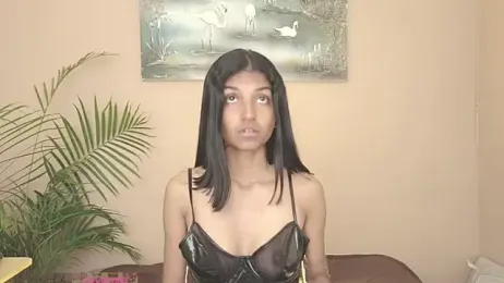 YuliethPetite webcam stripchat model stream image
