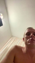 Per37 webcam model stream image
