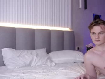 urloveet webcam chaturbate model stream image