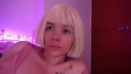 bella_adams_ webcam model stream image