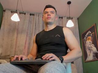 Yake Tyler webcam model stream image