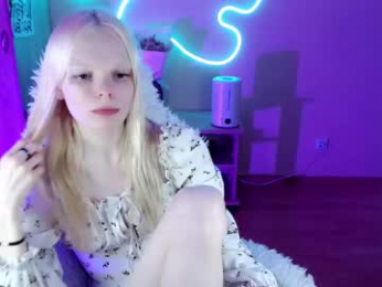 emily_nyaffe webcam model stream image