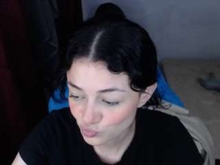 anne-white webcam model stream image