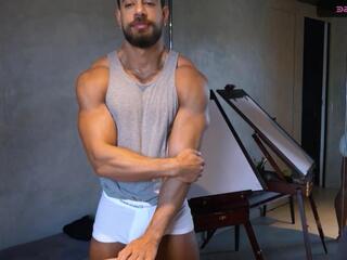 James Axel webcam model stream image