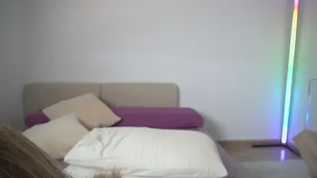 new_dee webcam stripchat model stream image