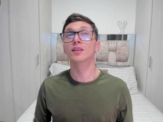 Elliot Murphy webcam model stream image
