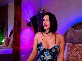 renataa-black webcam model stream image