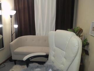 Nika Stark webcam flirt4free model stream image