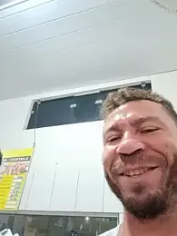 RobertoLuiz84 webcam model stream image