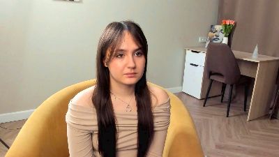 MyrtieGouzy webcam model stream image