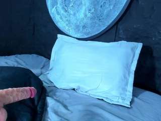 lizzyolsen webcam model stream image