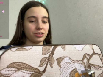 FunnyBanny0312 webcam model stream image