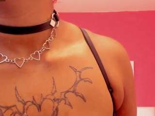 saraa-graham webcam model stream image