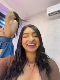 jenn_fit webcam model stream image