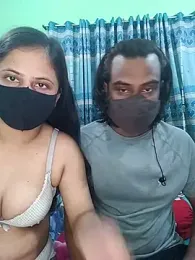 Younger_Couples webcam model stream image