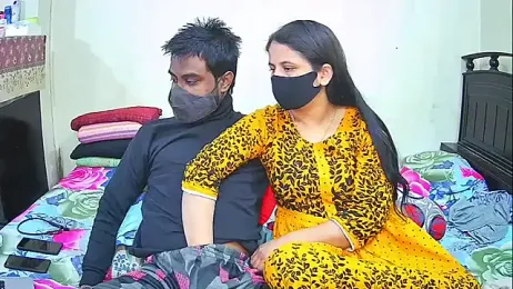 Younger_Couples webcam model stream image