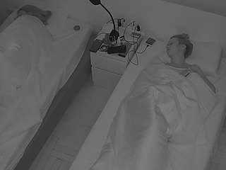 voyeurcam-julmodels-bed-7 webcam model stream image