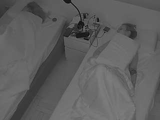 voyeurcam-julmodels-bed-7 webcam model stream image