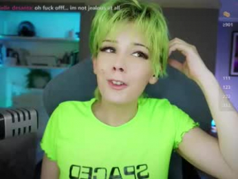 katie_cutie_ts webcam model stream image