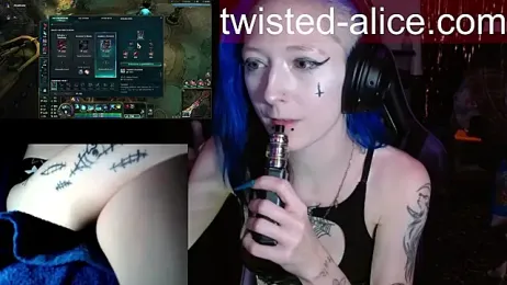 Twisted_Alice webcam preview