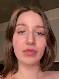 nerdynina webcam model stream image