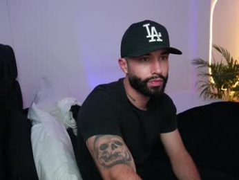 little_vannesaa webcam model stream image