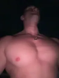 _DownUnderFit_ webcam model stream image