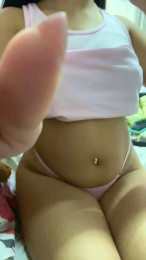 putixzoe webcam model stream image