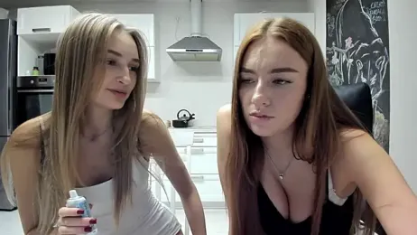 lisenok webcam model stream image