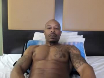 mromg007 webcam model stream image