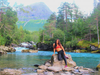 LauraCanek webcam livejasmin model stream image