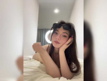 OlivkaVif webcam model stream image