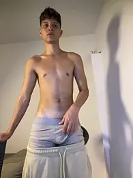 Twinkcock22 webcam model stream image